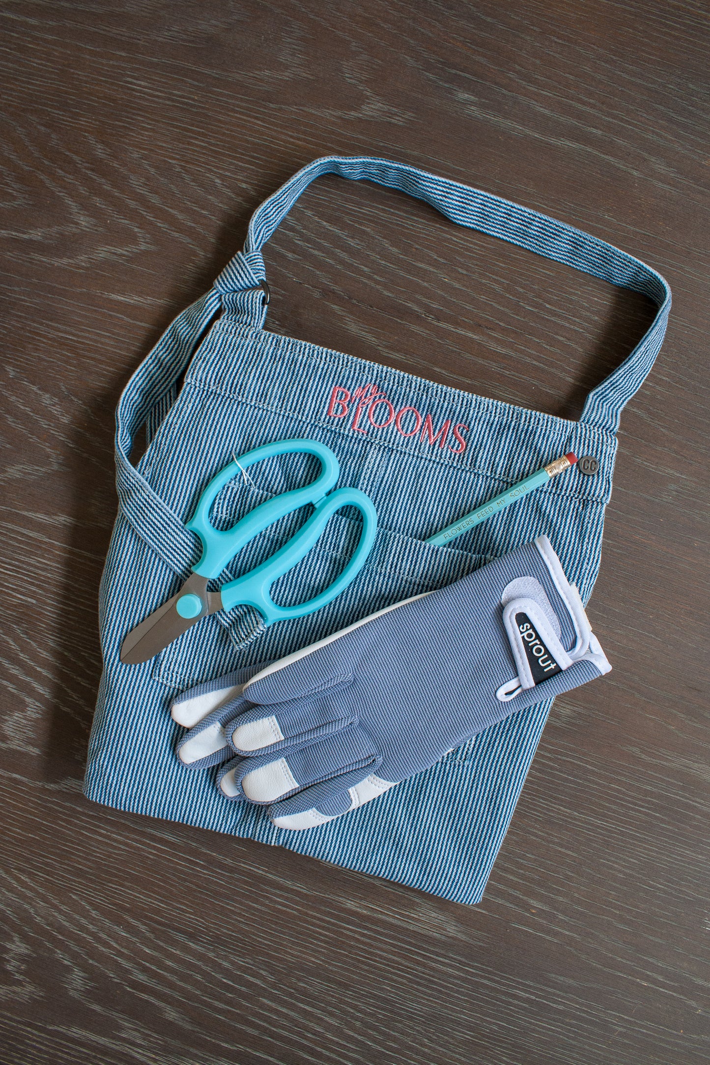Budding Florist Kit: Scissors, Apron & Gloves