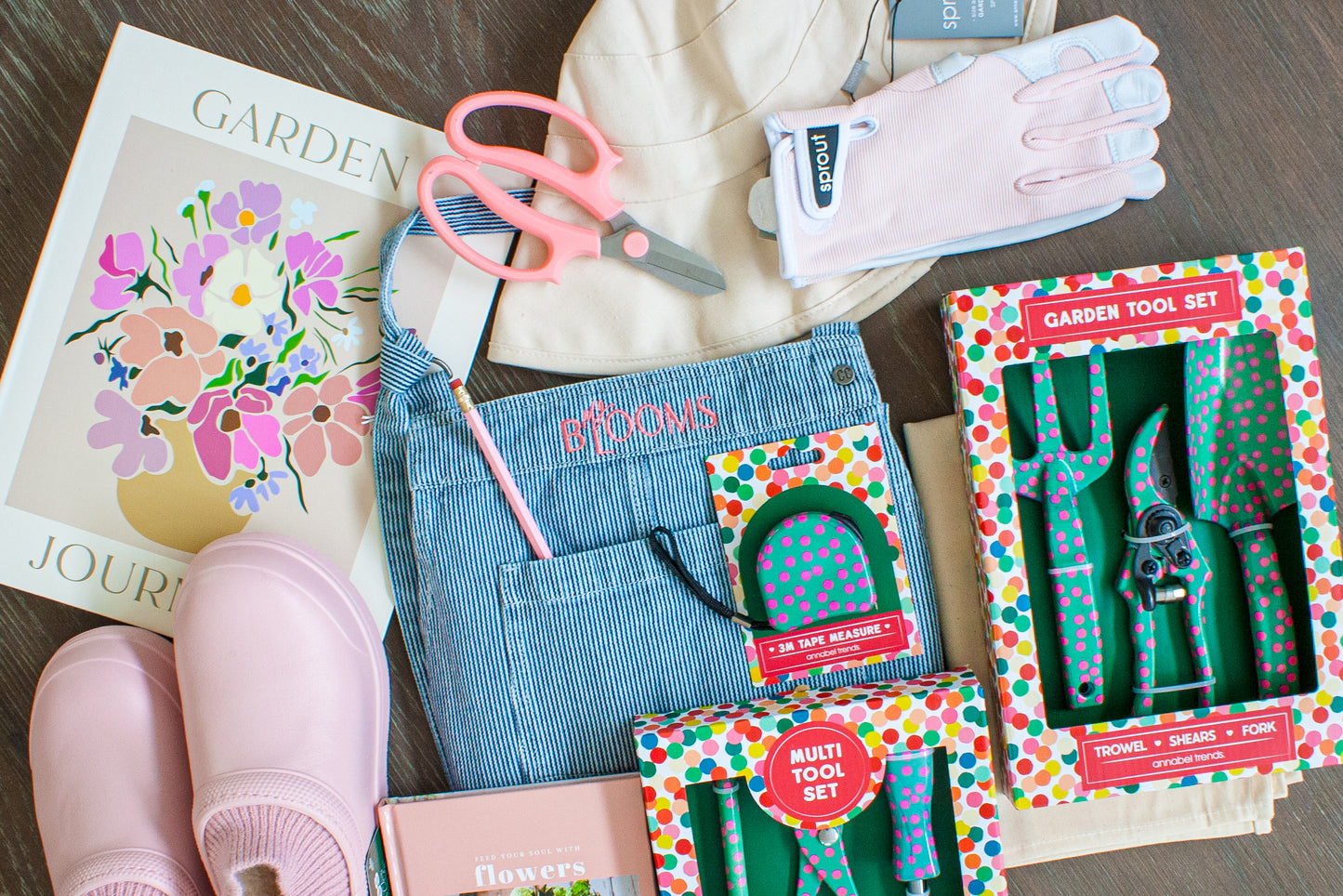 Blossom & Bloom - Winter: The Ultimate Florist & Garden Kit