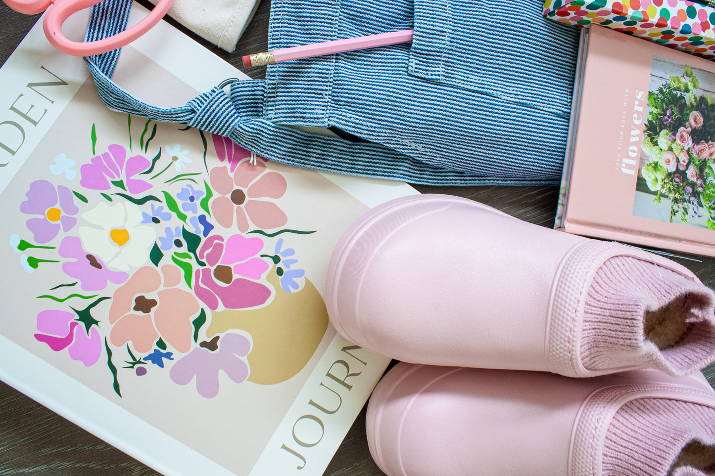 Bloom & Glow: The Deluxe Florist & Garden Kit